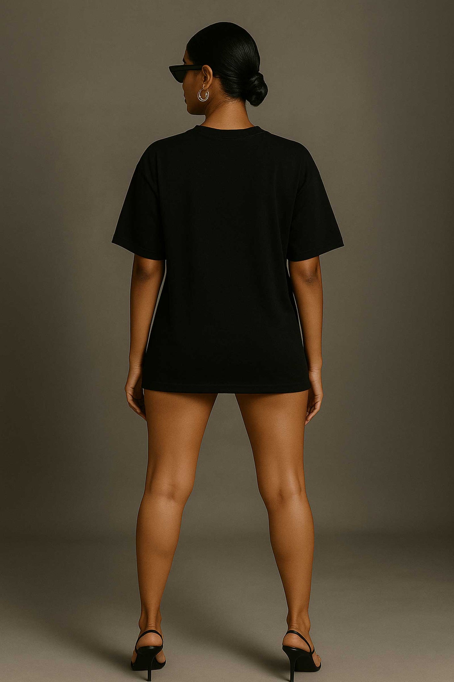 I Only Care About Anime And Like Maybe 3 People Black Oversized T-shirt For Women