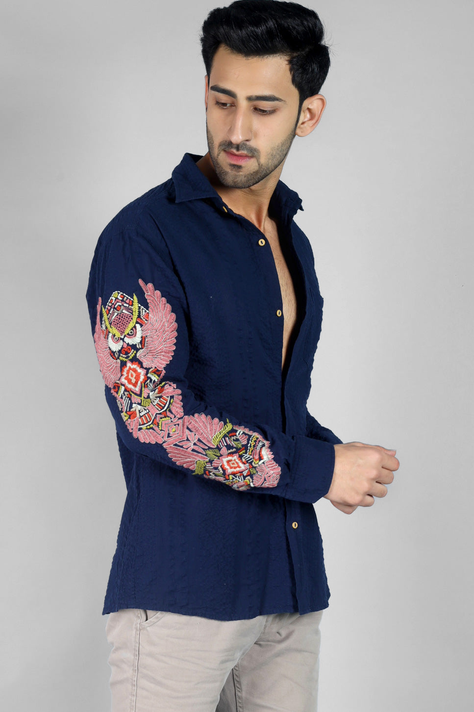 Leon Men's Embroidered Shirt