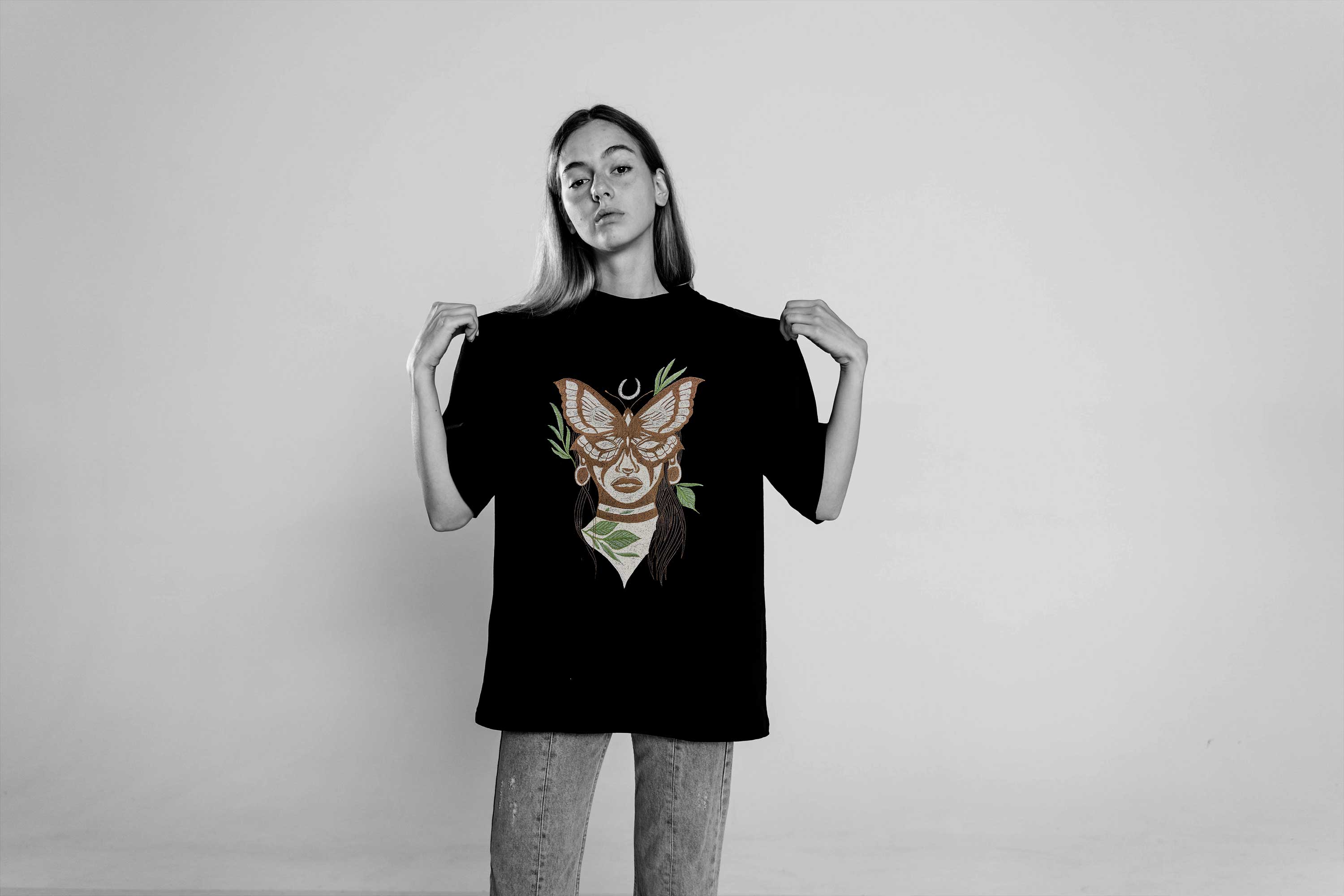 Women's Embroidered T-shirt Collectin