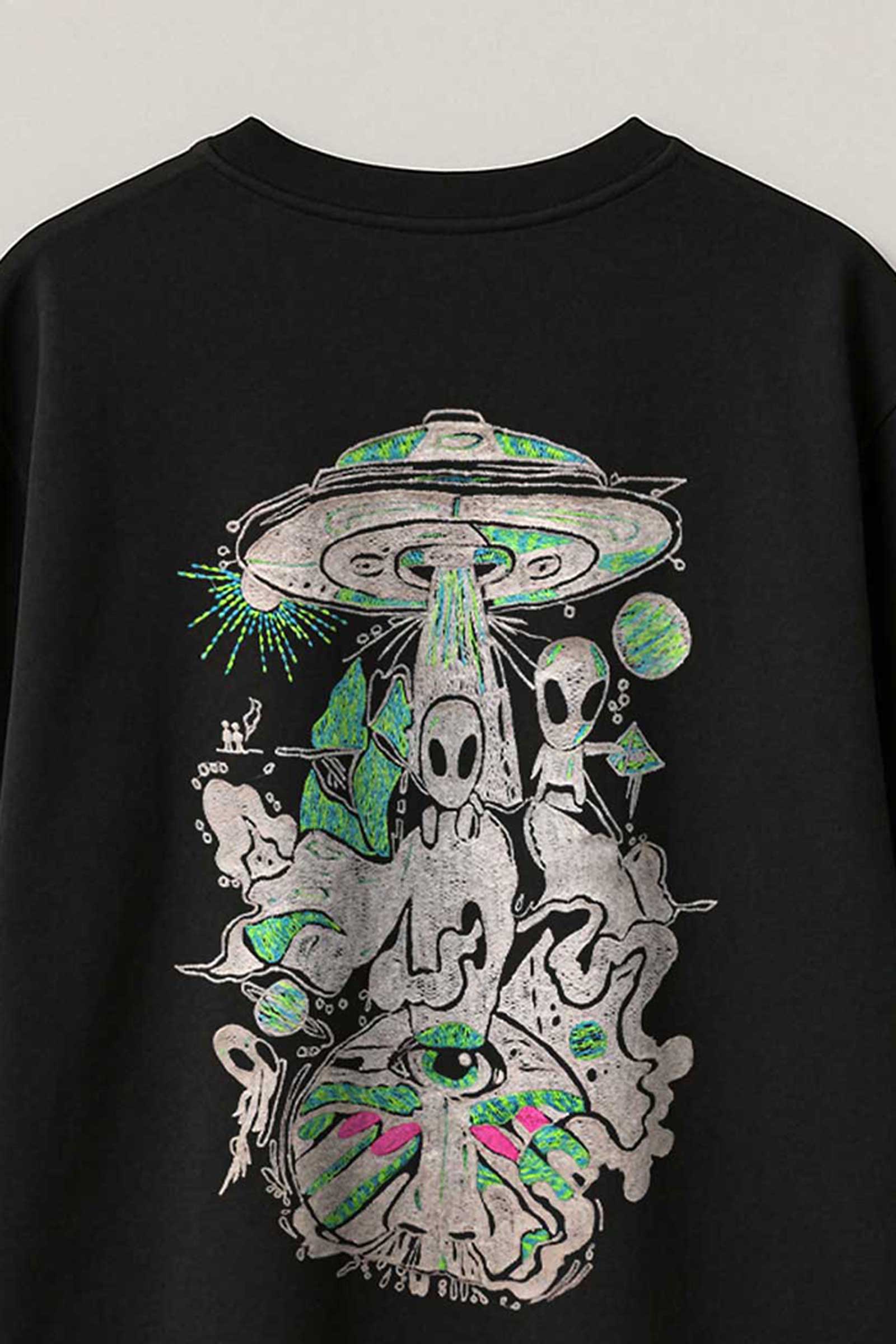 Space Trip Embroidered Artwork Half Sleeve Black T-shirt For Men