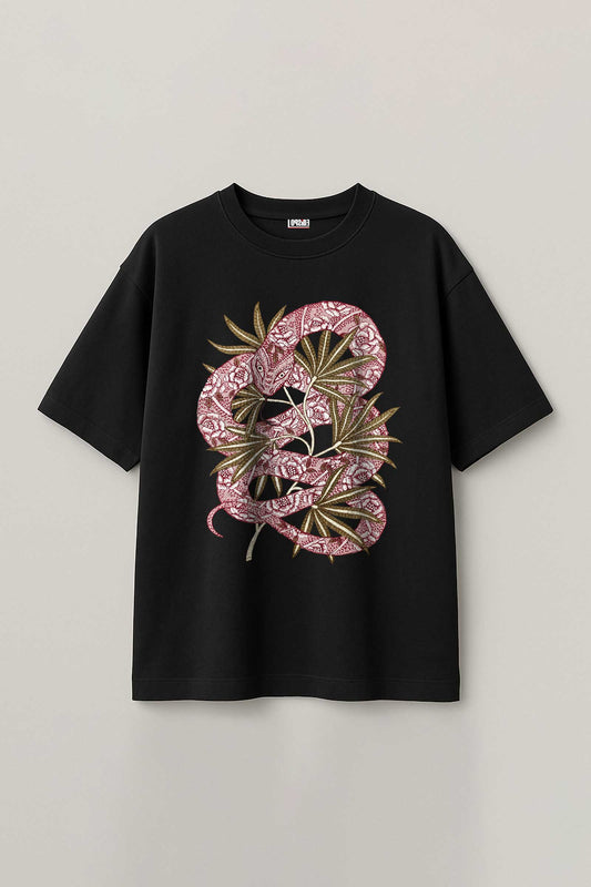 The Snake Art Embroidered Artwork Black Oversized T-shirt For Women