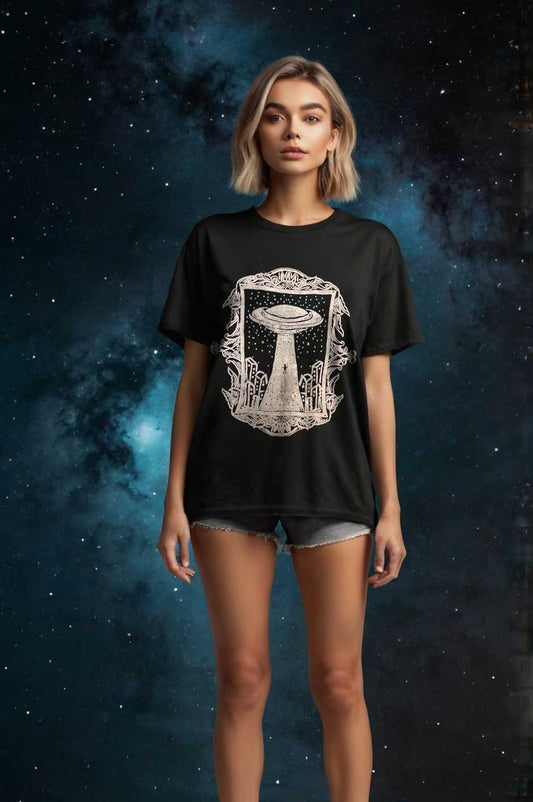 UFO Engraving Ornament Embroidered Artwork Oversized T-shirt For Women