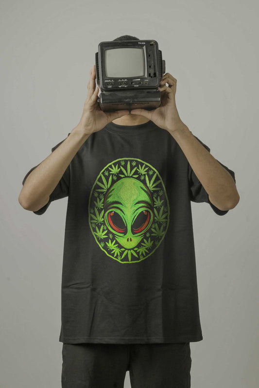 Alien Embroidered Artwork Half Sleeve Relaxed Fit T-shirt For Men