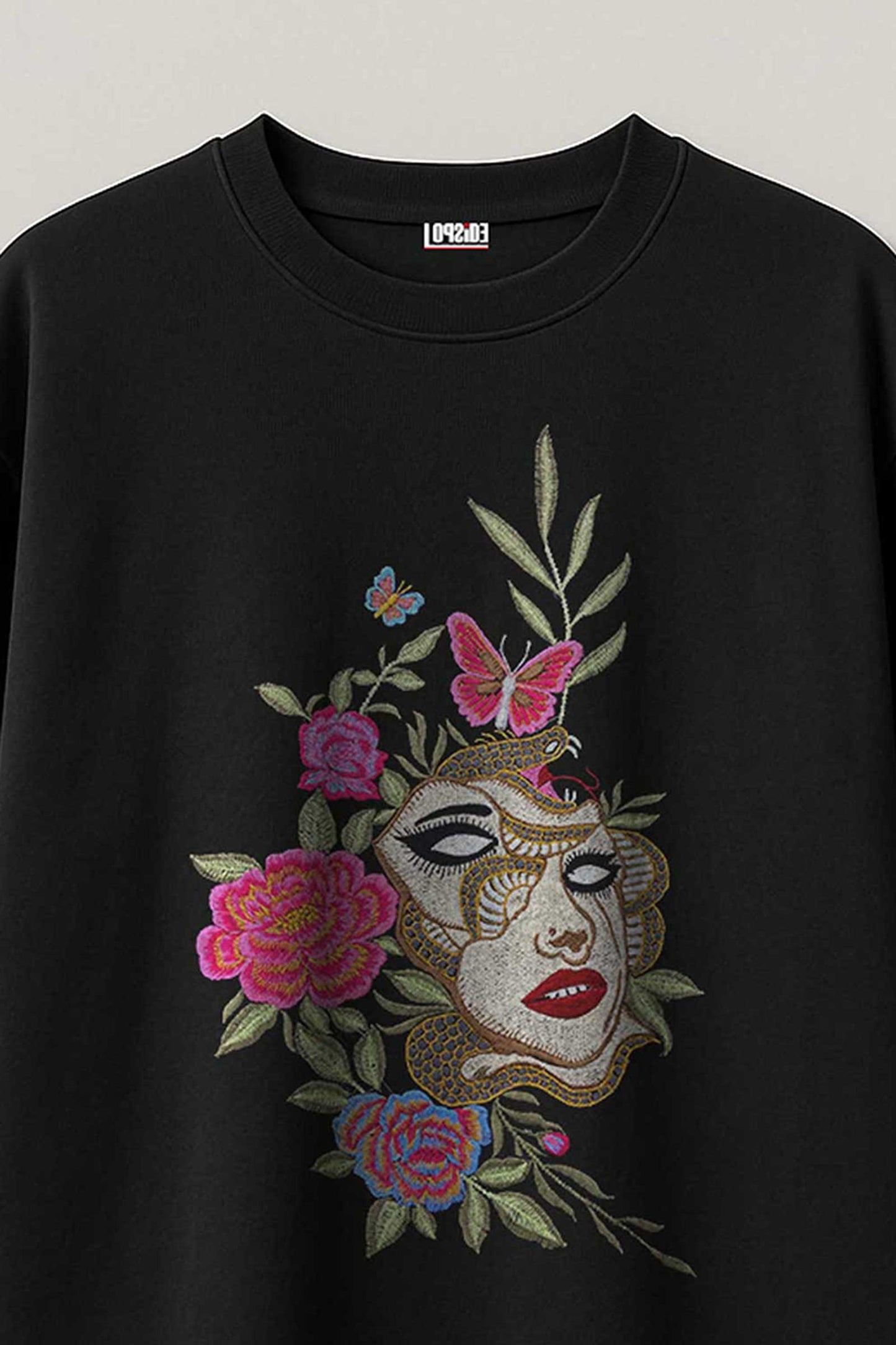 Trippy Face Embroidered Artwork Black Oversized T-shirt