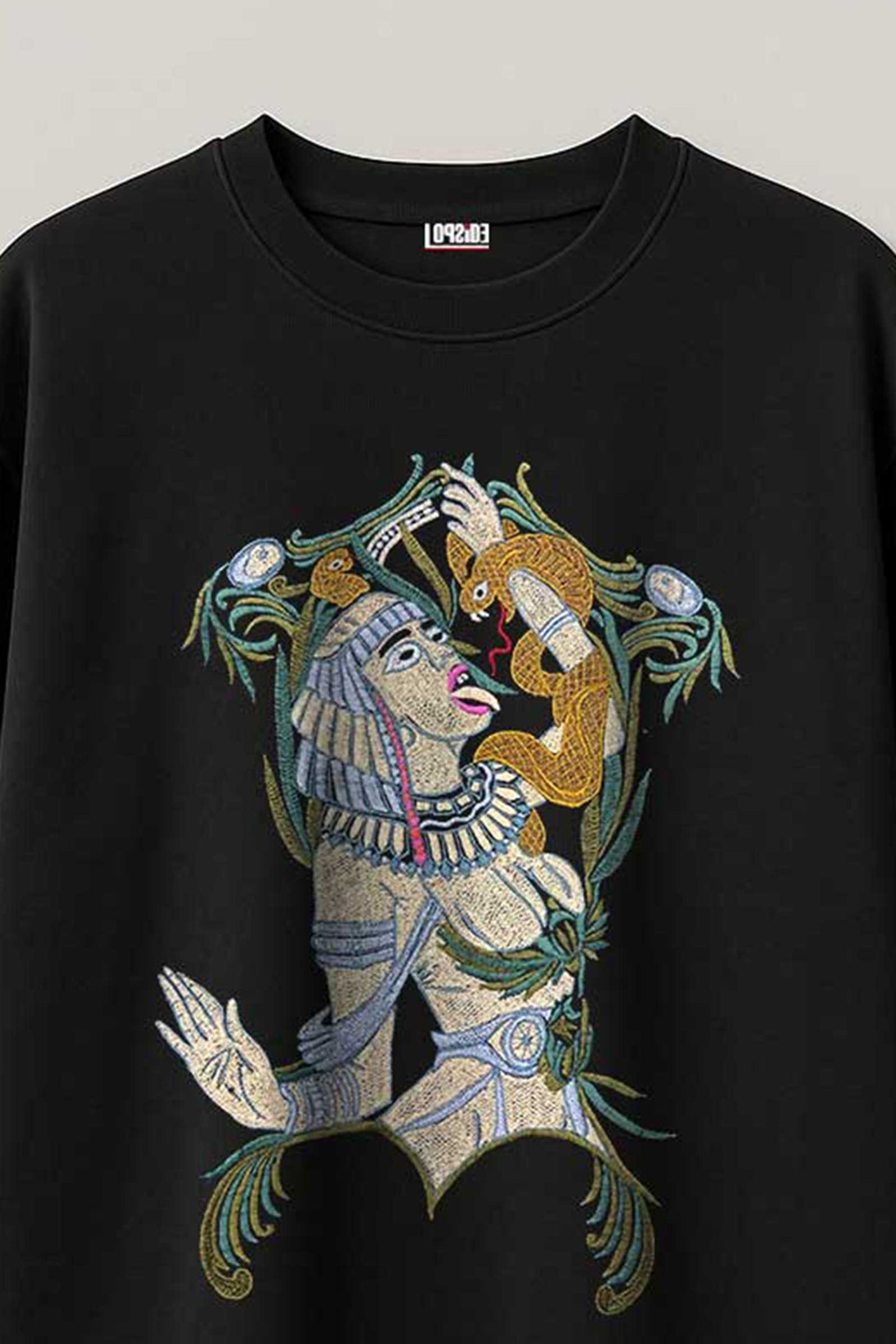 Ancient Egyptian Embroidered Artwork Black Oversized T-shirt