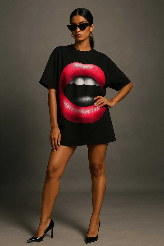 Vintage Pop Art Collage Black Oversized T-shirt For Women